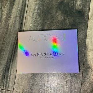 Anastasia Beverly Hills Aurora Glow Kit